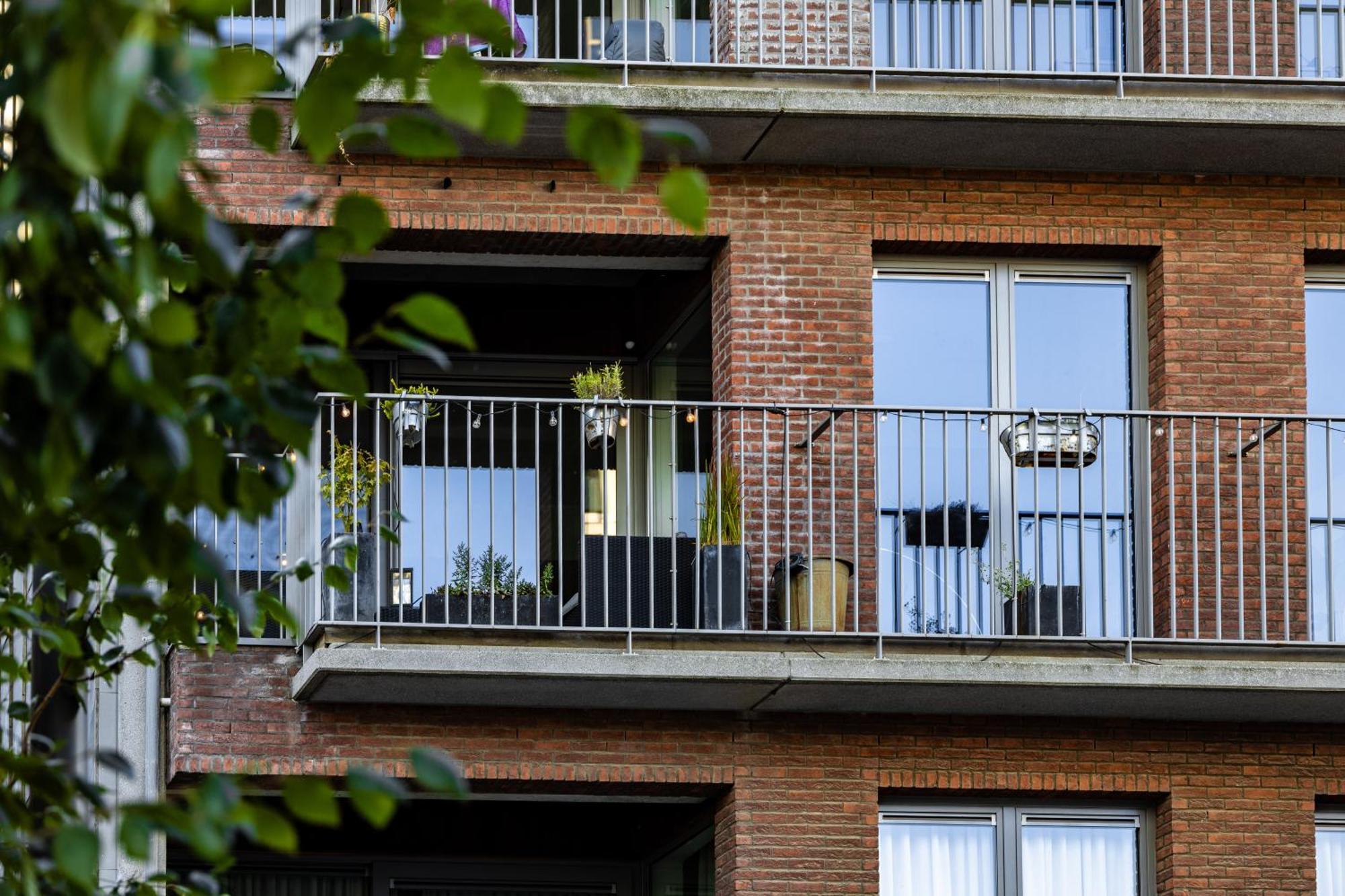 London 993 Apt 202 Антверпен Екстериор снимка