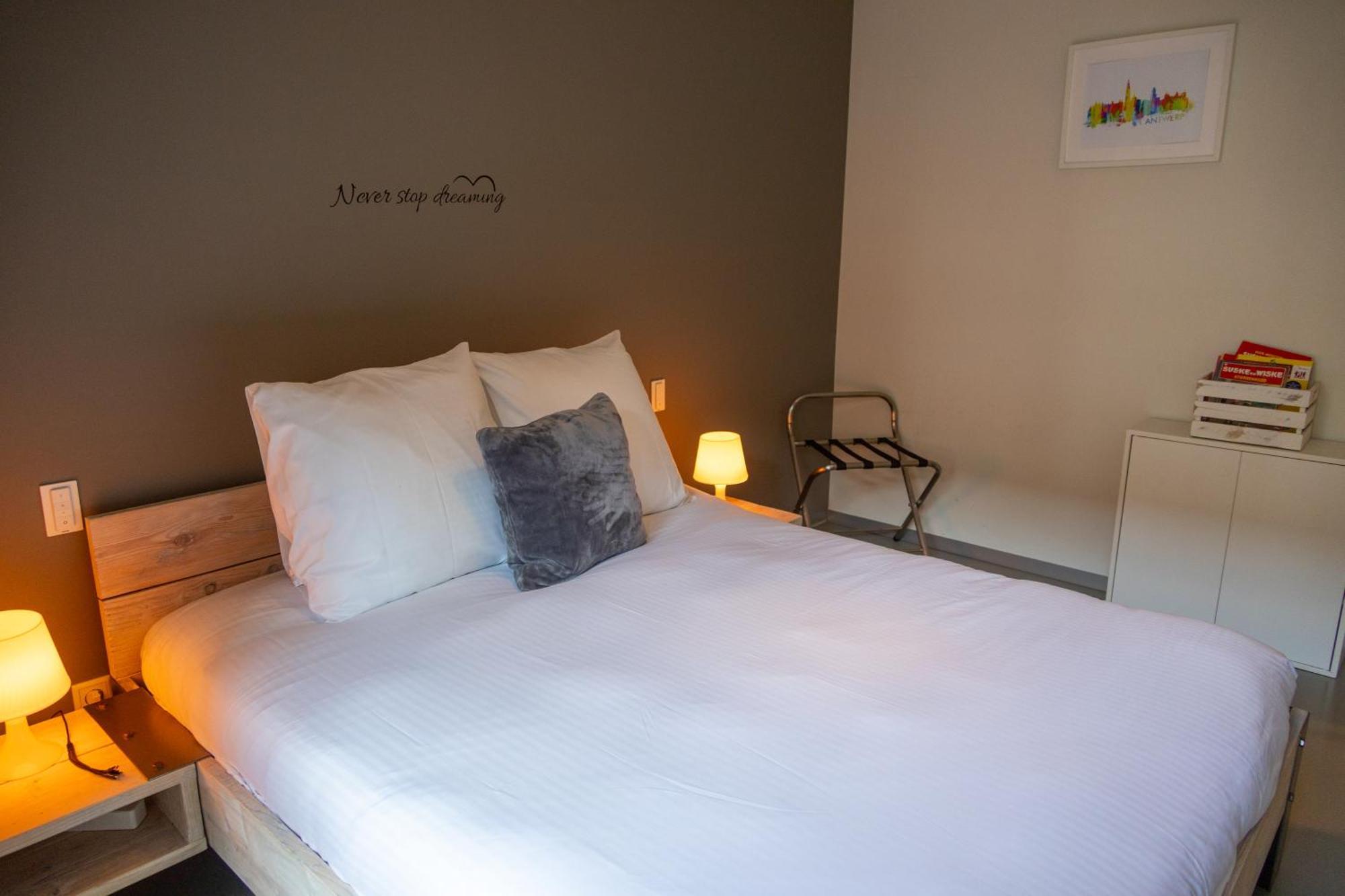 London 993 Apt 202 Антверпен Екстериор снимка